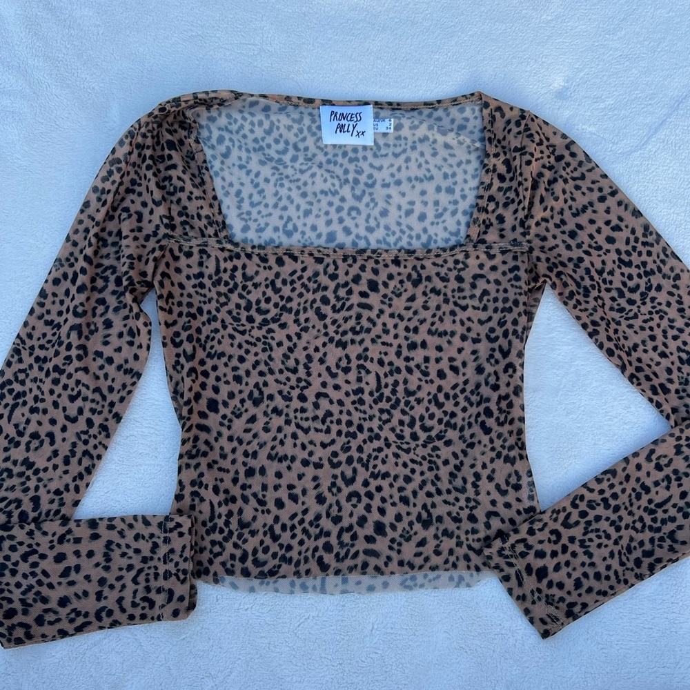 PRINCESS POLLY leopard print long sleeve crop top